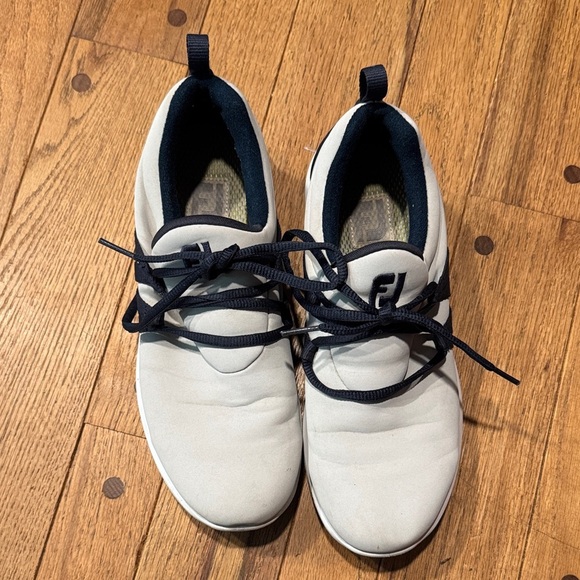 FootJoy FJ Athleisure Slip-on Spikeless Golf Shoes Grey/Navy 92909 7.5M - Picture 1 of 4